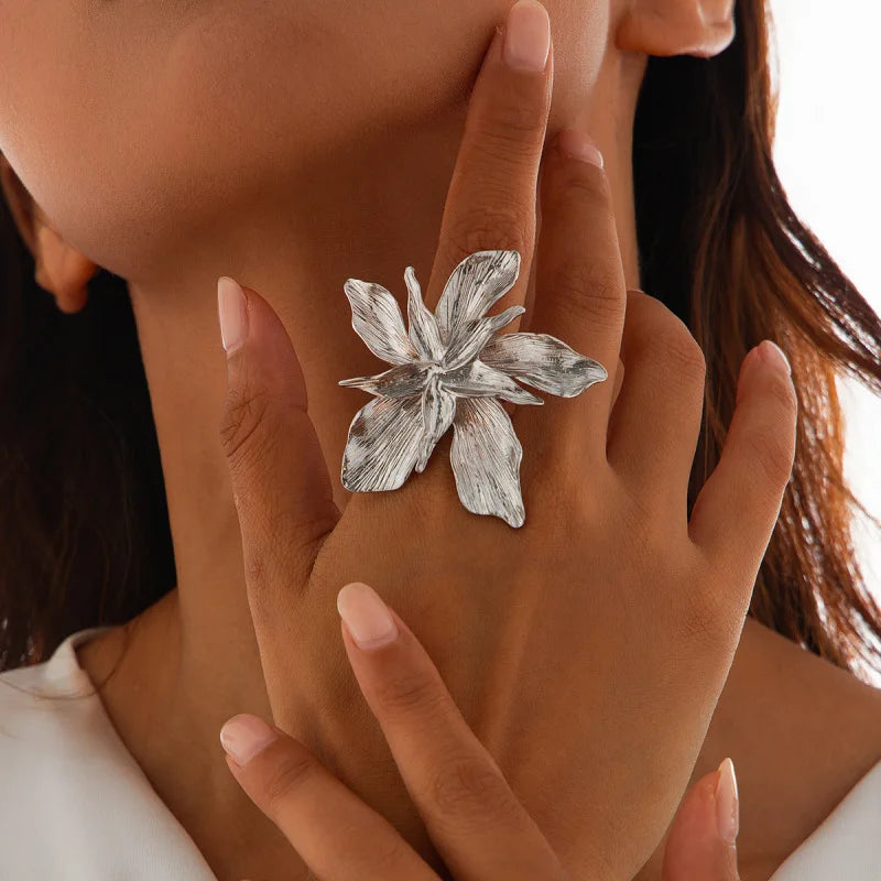 BlossomBomb Ring: Fun, impactful, and high-fashion